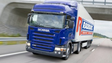 Transportatorii rutieri din România, Ungaria, Polonia şi Cehia protestează la Bruxelles